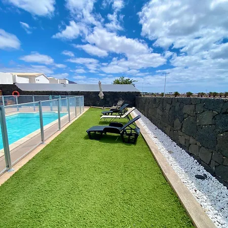Abuelo Paco - Private Heated Pool * Playa Blanca (Lanzarote)