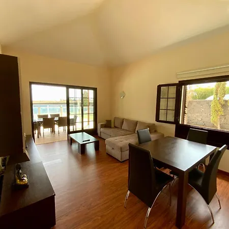 Abuelo Paco - Private Heated Pool Villa