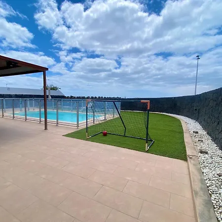 Abuelo Paco - Private Heated Pool Villa