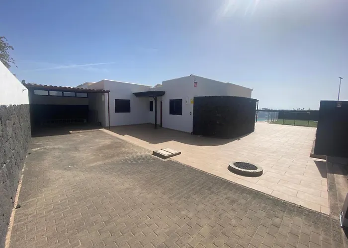 Abuelo Paco - Private Heated Pool Villa