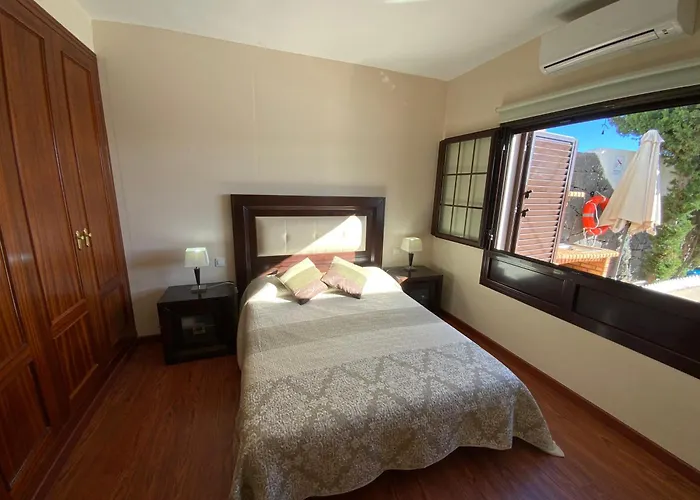 Villa Abuelo Paco - Private Heated Pool