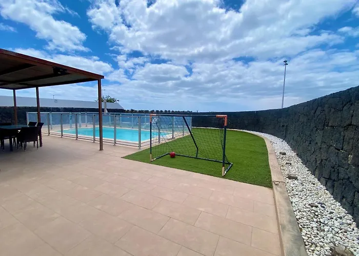 Abuelo Paco - Private Heated Pool Villa