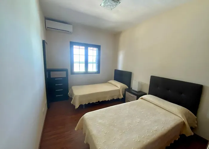 Abuelo Paco - Private Heated Pool Villa